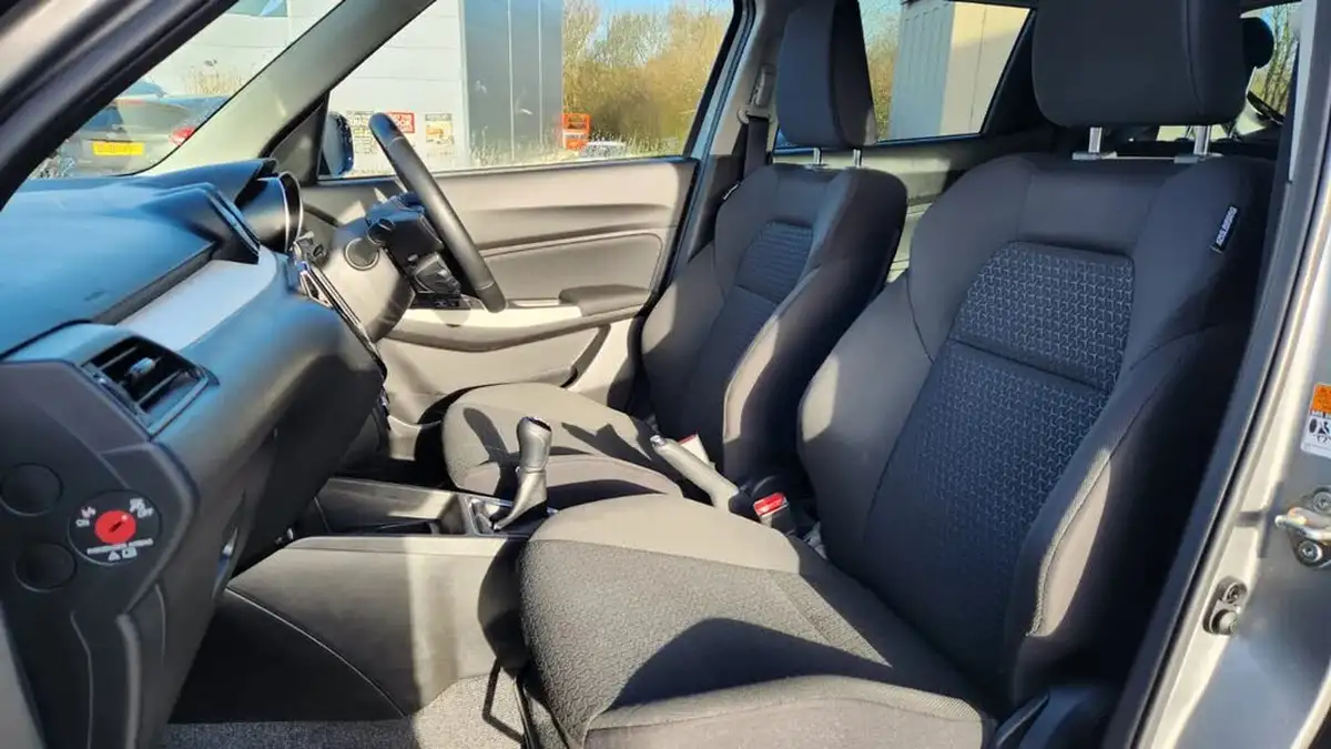 2022-suzuki-swift-12-dualjet-sz-l-big-24