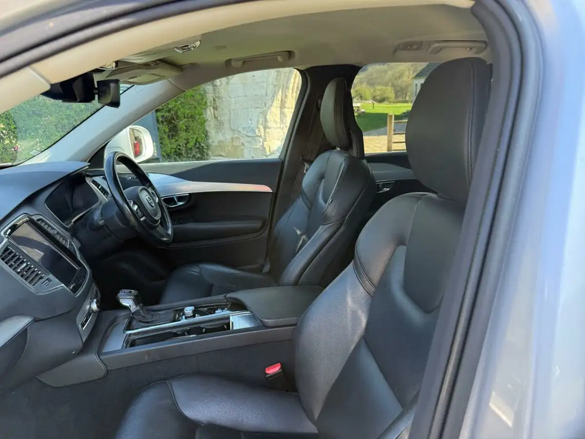 2016-volvo-xc90-20td-momentum-big-25