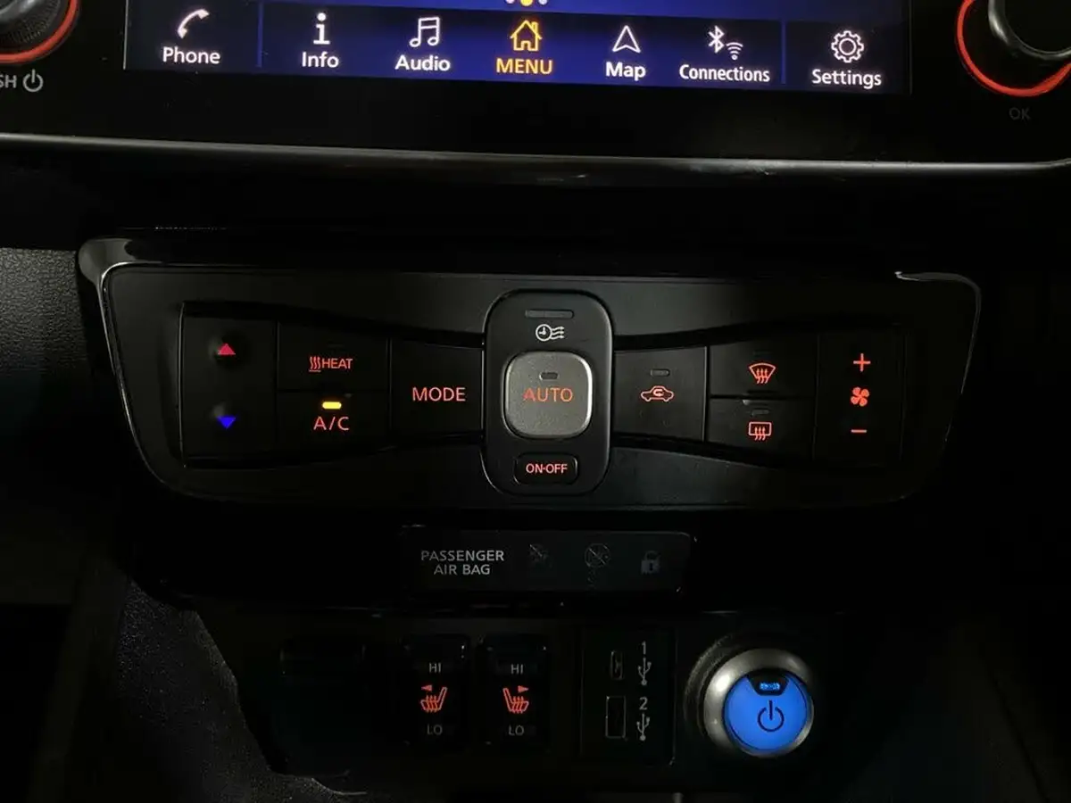 2021-nissan-leaf-e-e-tekna-big-28