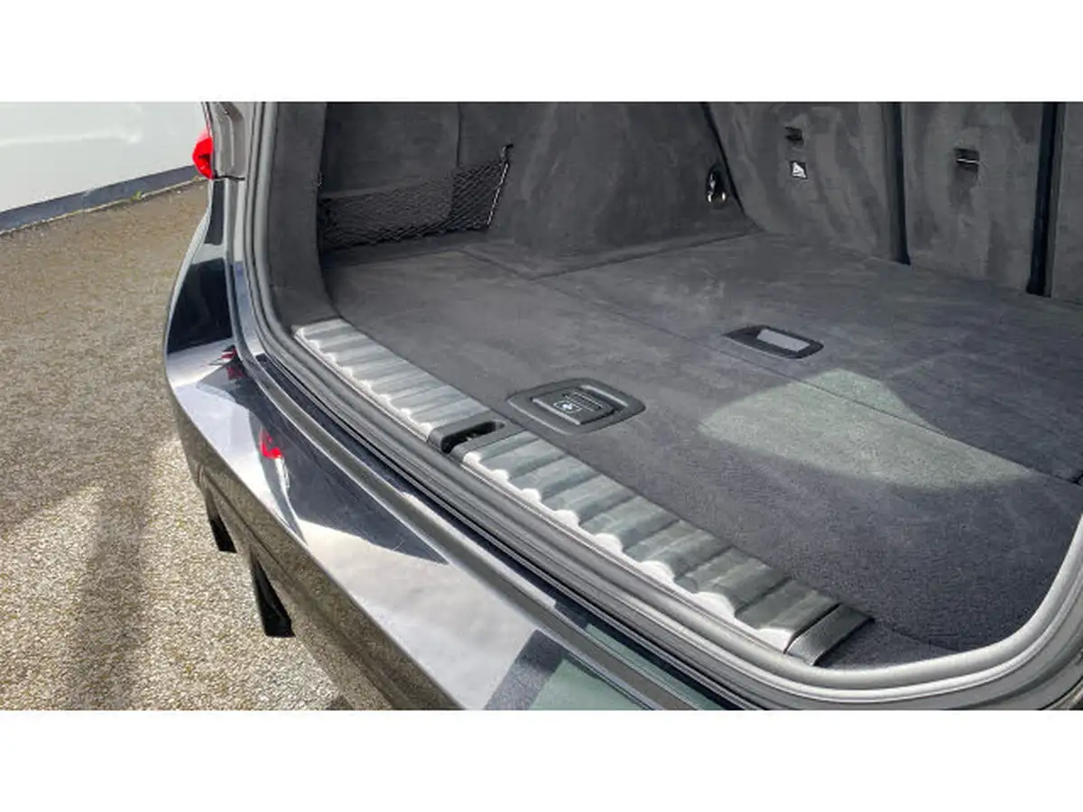 2024-bmw-3-series-20-320i-m-sport-touring-5d-big-24