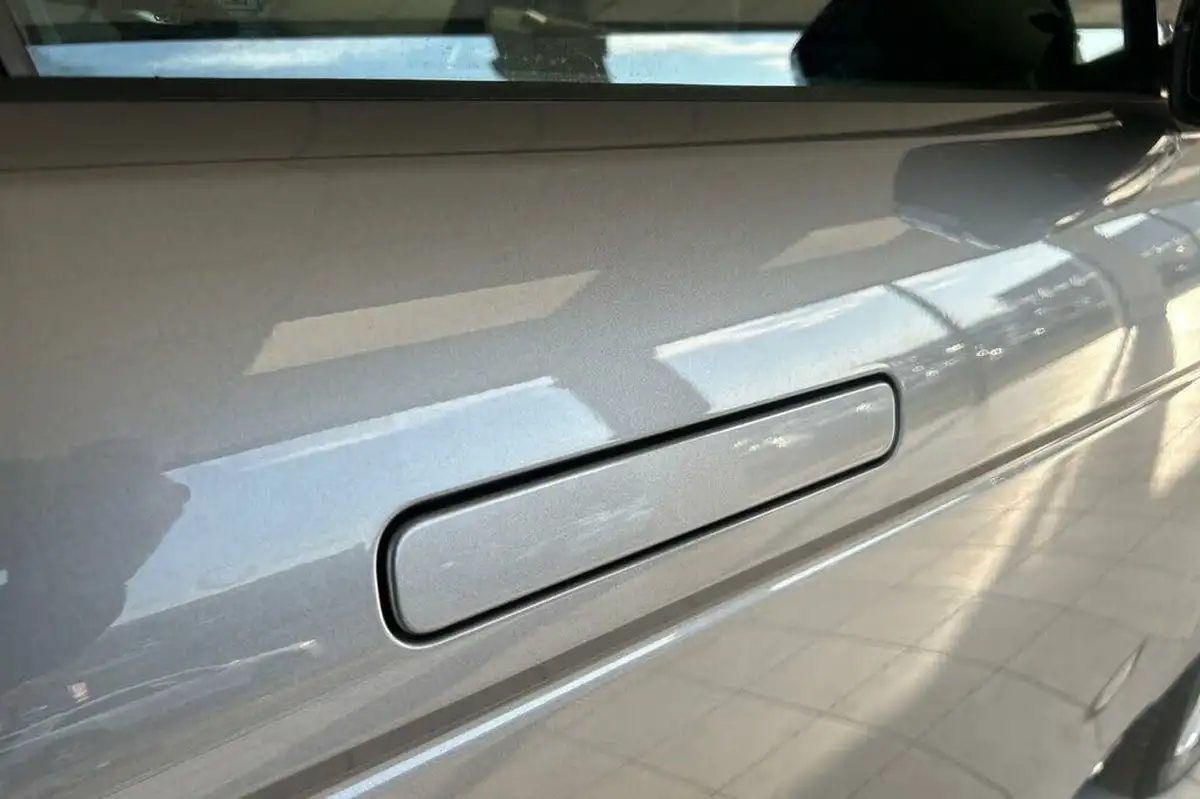 2021-land-rover-range-rover-evoque-15-p300e-r-dynamic-se-big-36