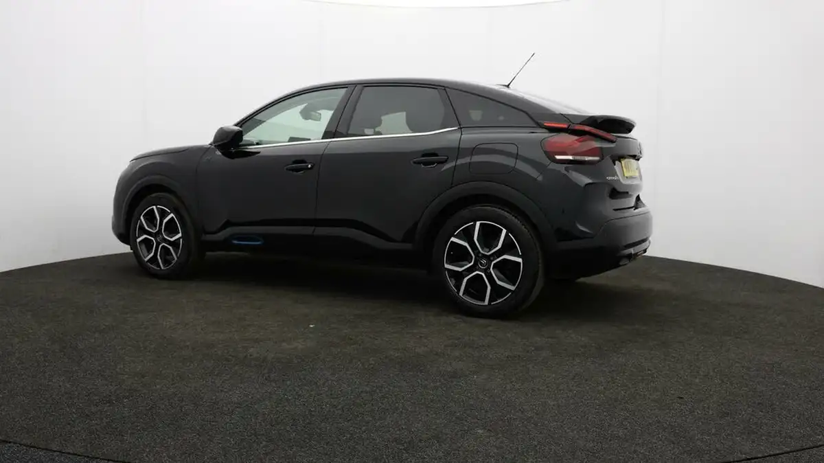 2021-citroen-c4-e-shine-big-71