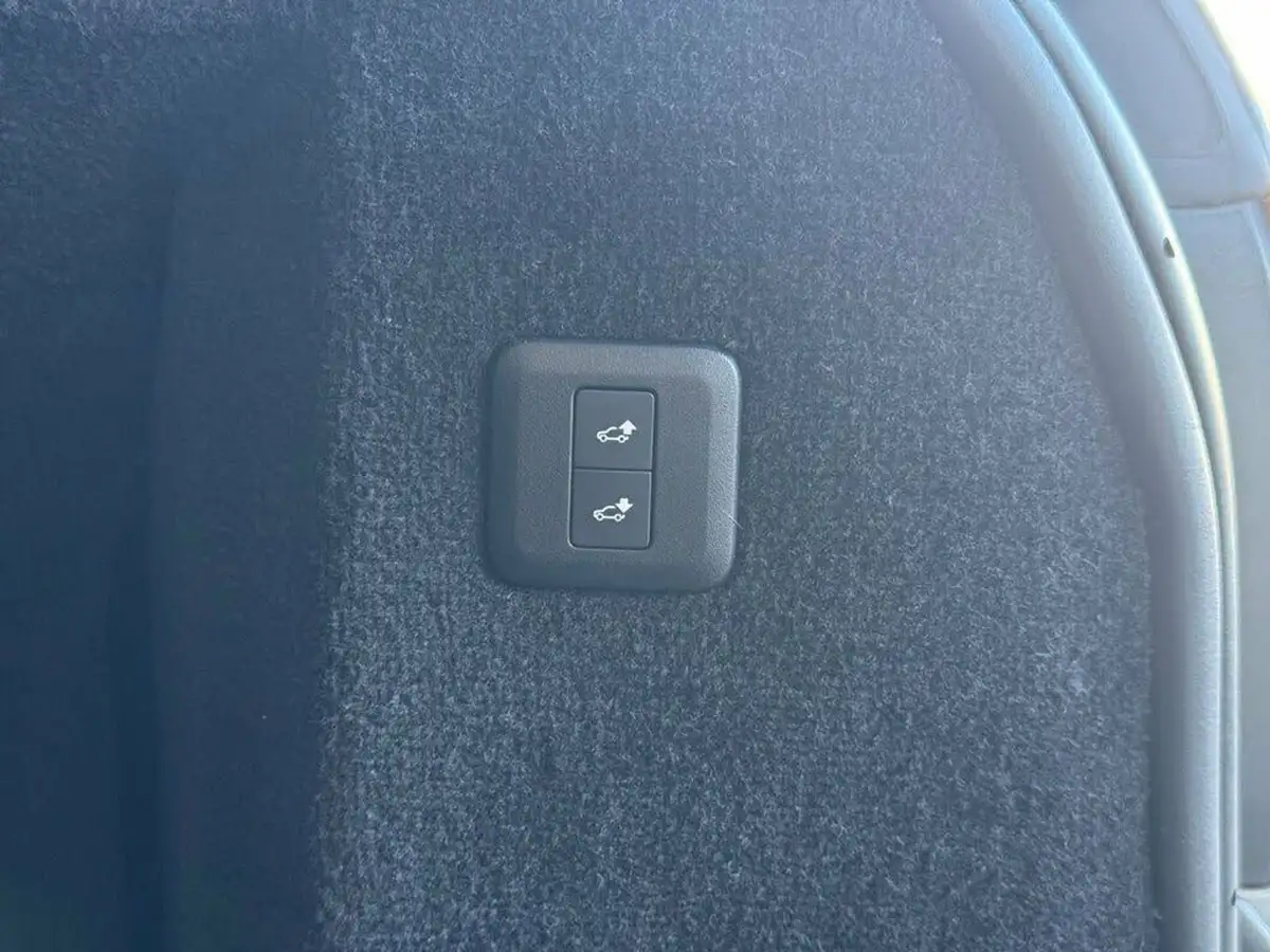 2021-land-rover-range-rover-sport-20-p400e-hse-dynamic-big-19