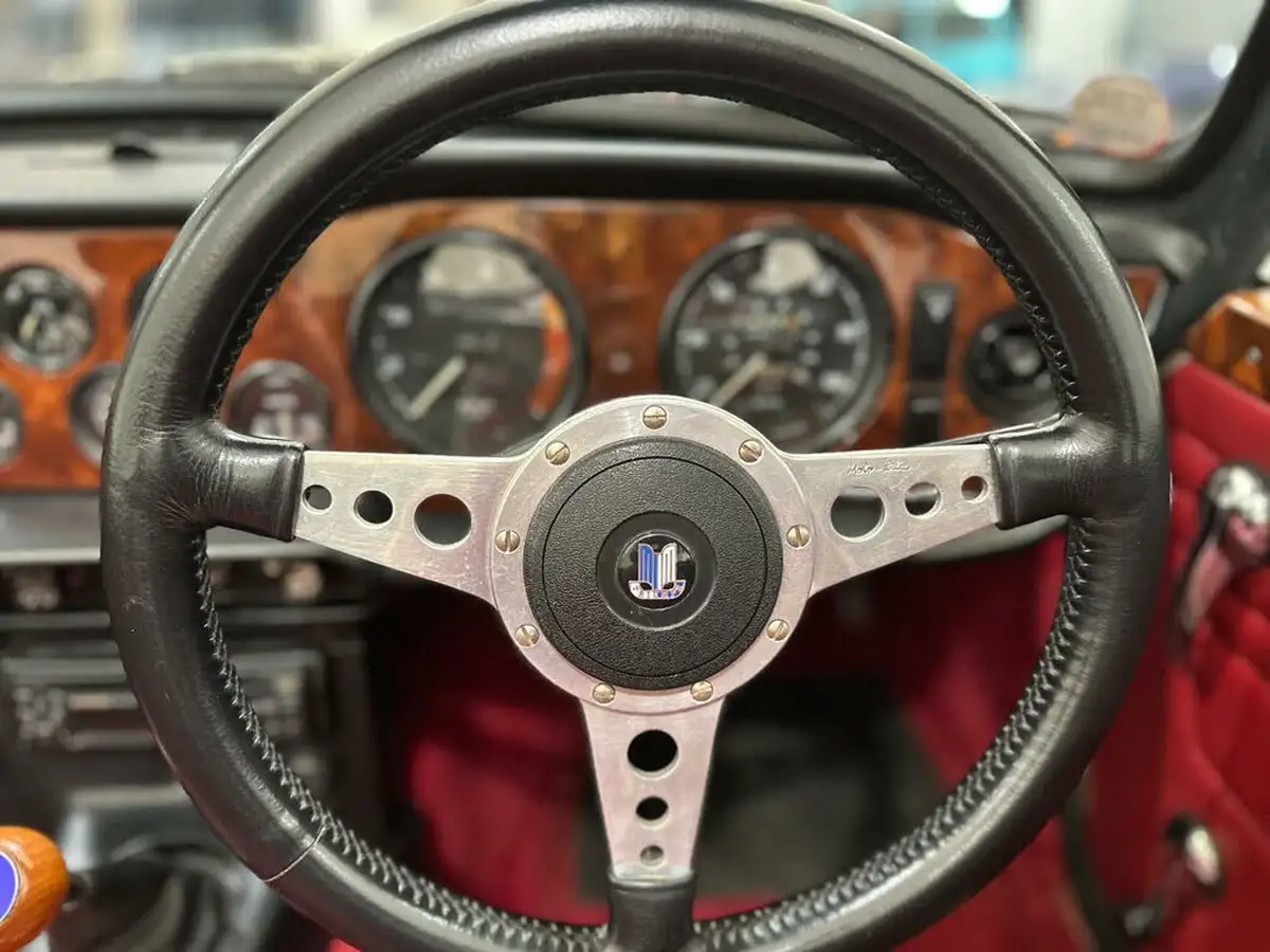 1968-triumph-tr5-convertible-big-31
