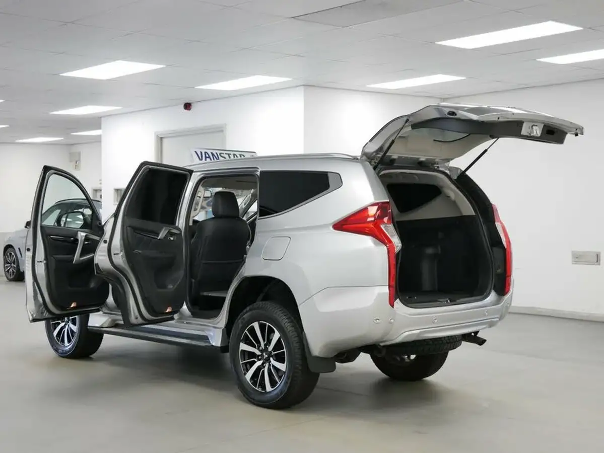 2021-mitsubishi-shogun-sport-24di-d-sport-big-28
