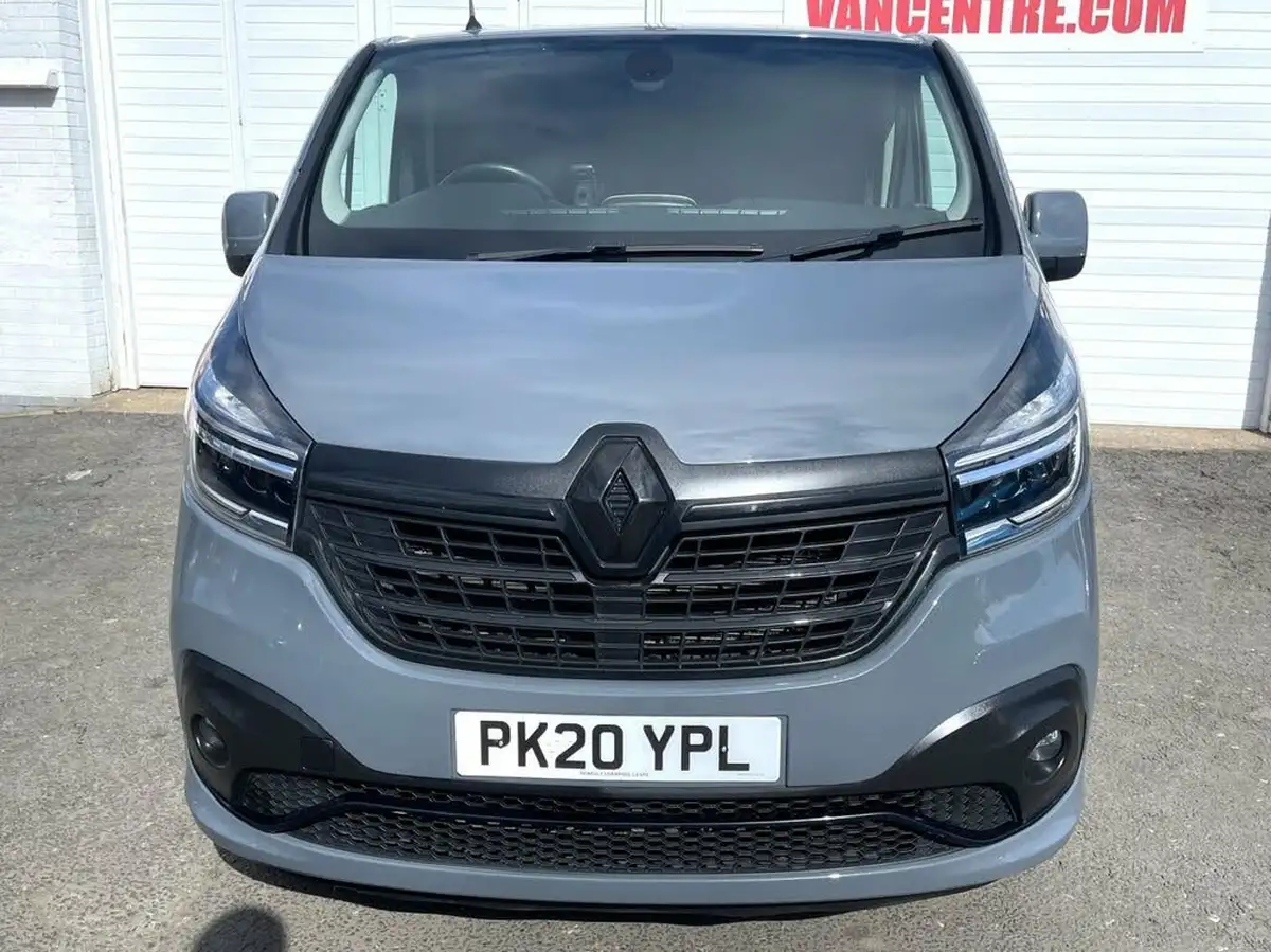 2020-renault-trafic-20dci-sl28-energy-145-black-edition-big-3