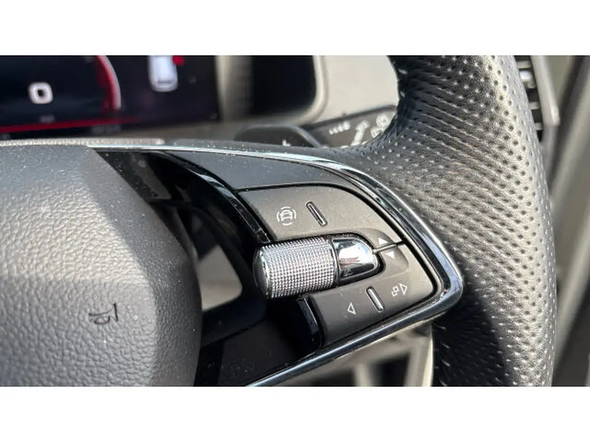 2023-skoda-karoq-15-tsi-sportline-dsg-big-17