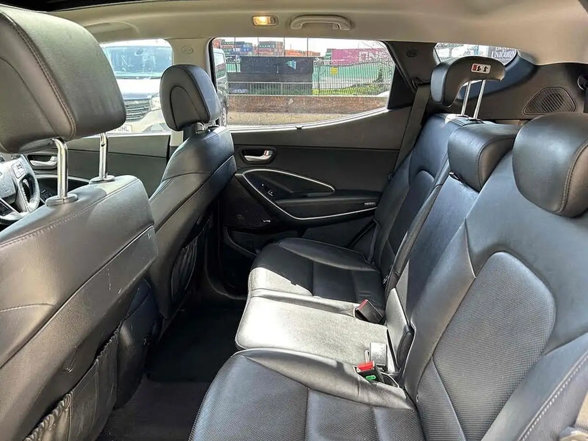 2017-hyundai-santa-fe-22-crdi-endurance-edition-big-16