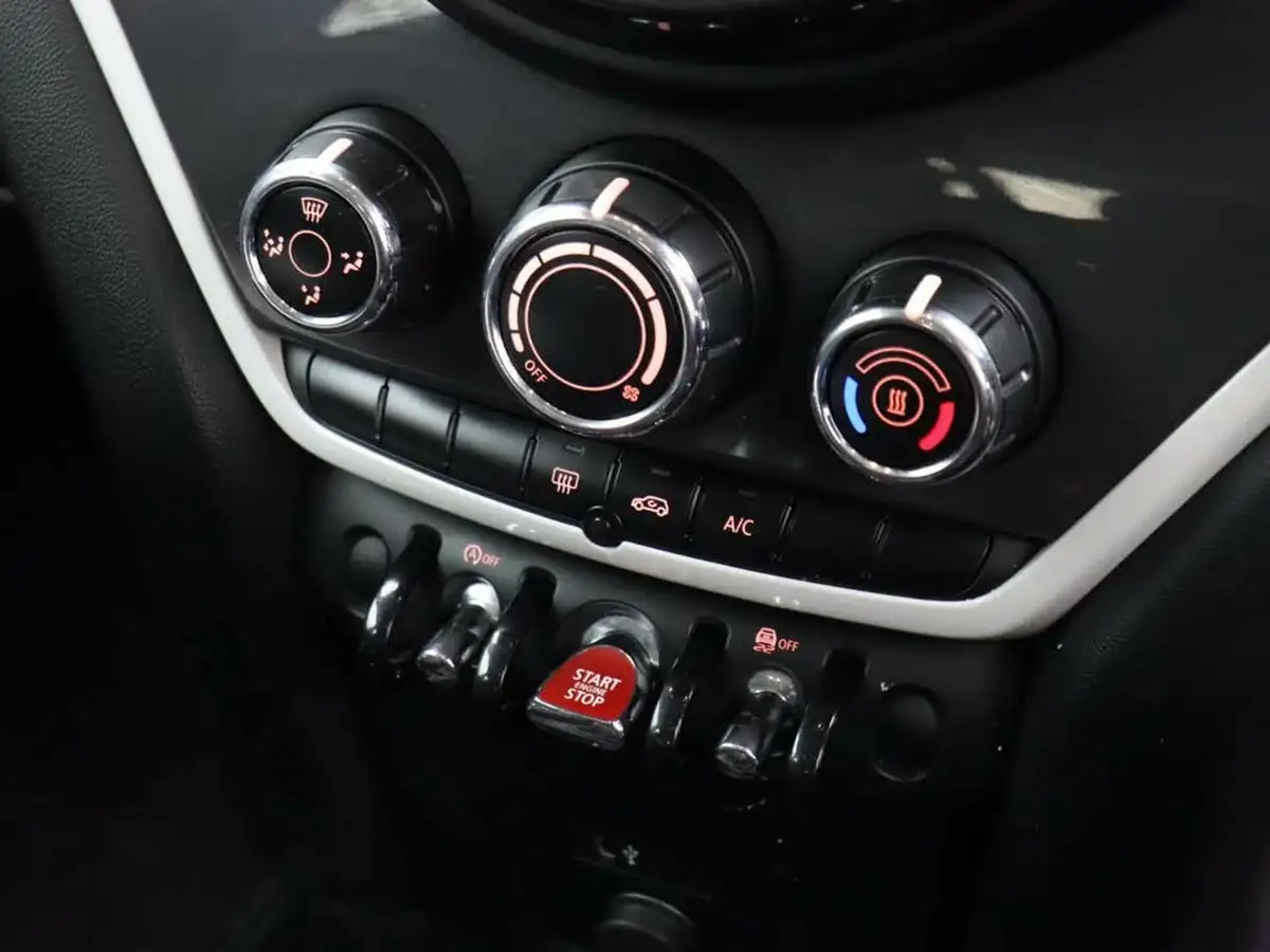 2019-mini-countryman-20-cooper-s-classic-big-19