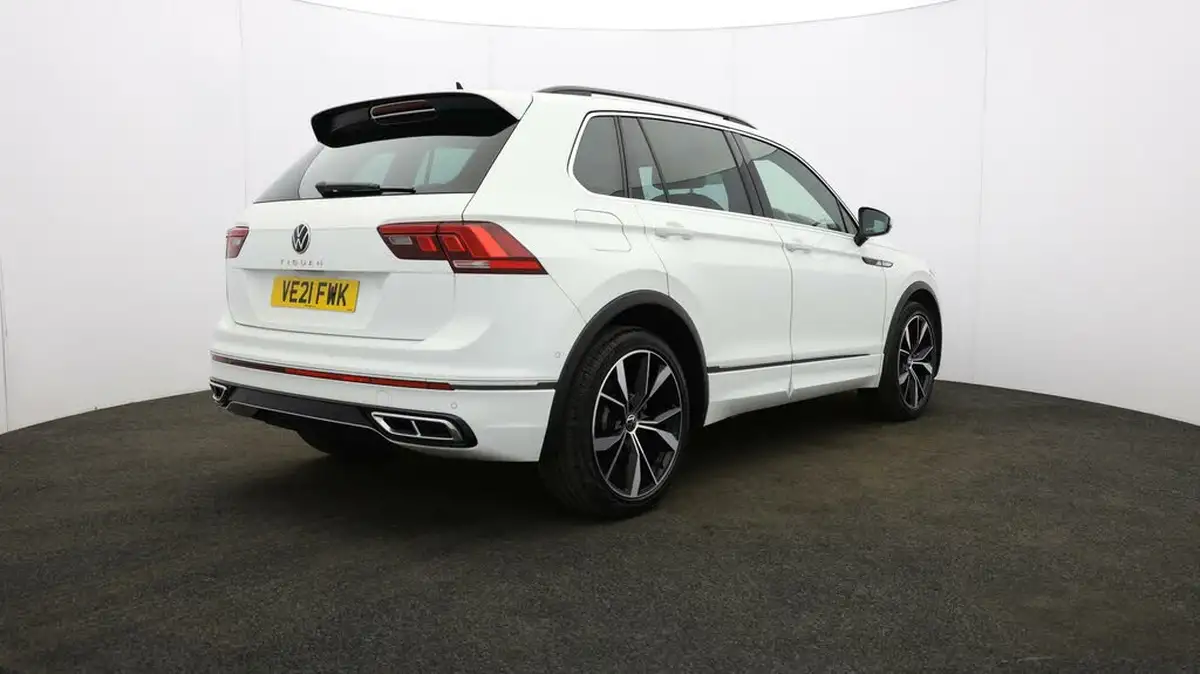 2021-volkswagen-tiguan-15-tsi-r-line-big-50