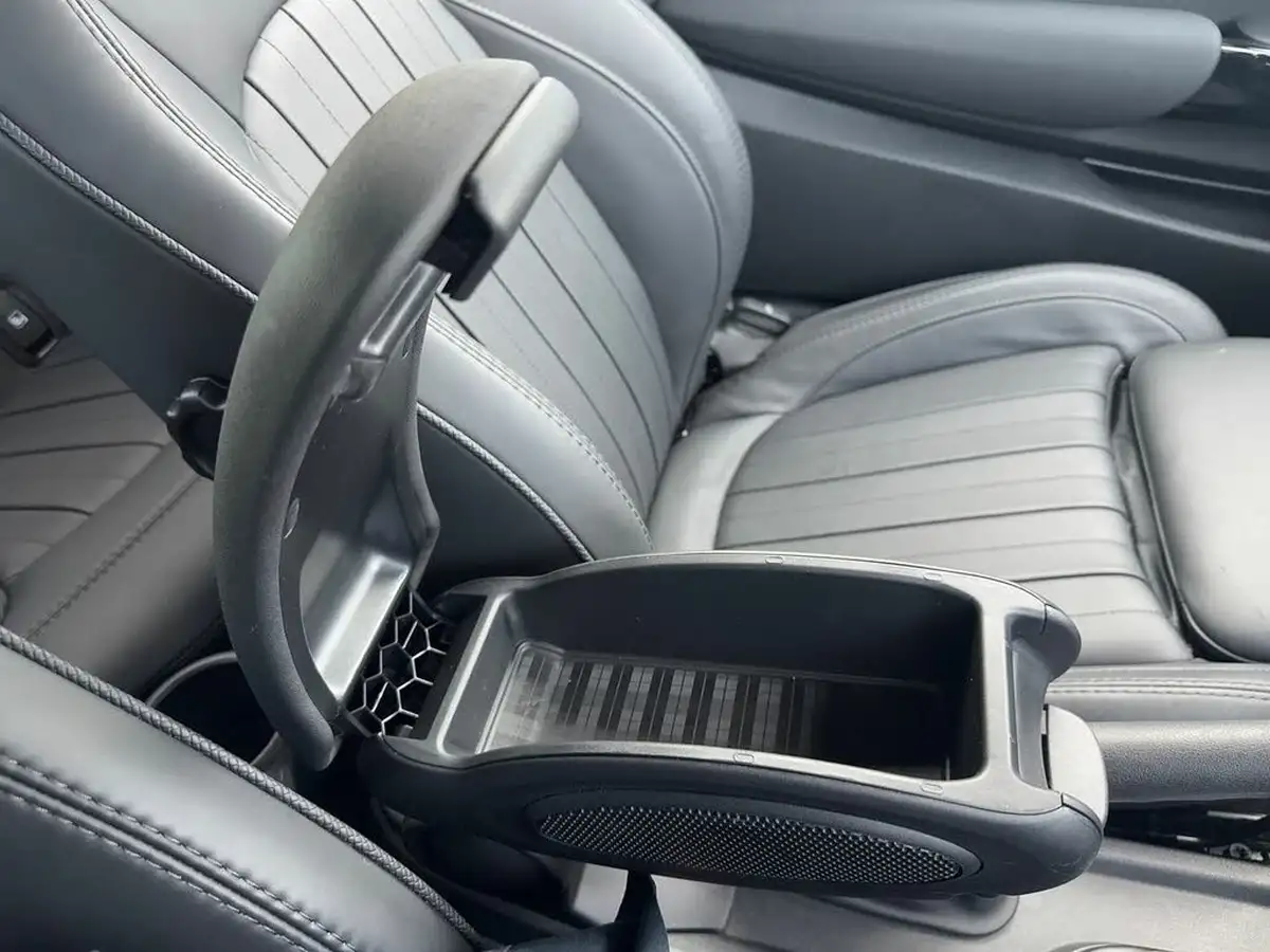 2022-mini-cooper-15-cooper-exclusive-hatchback-3d-auto-big-36
