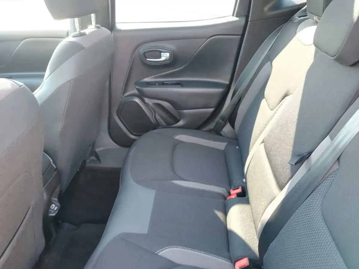 2022-jeep-renegade-10-gse-limited-big-54