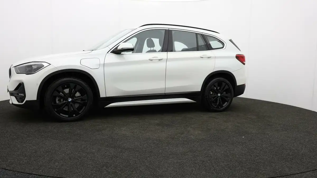 2021-bmw-x1-15-xdrive-25e-phev-sport-big-57