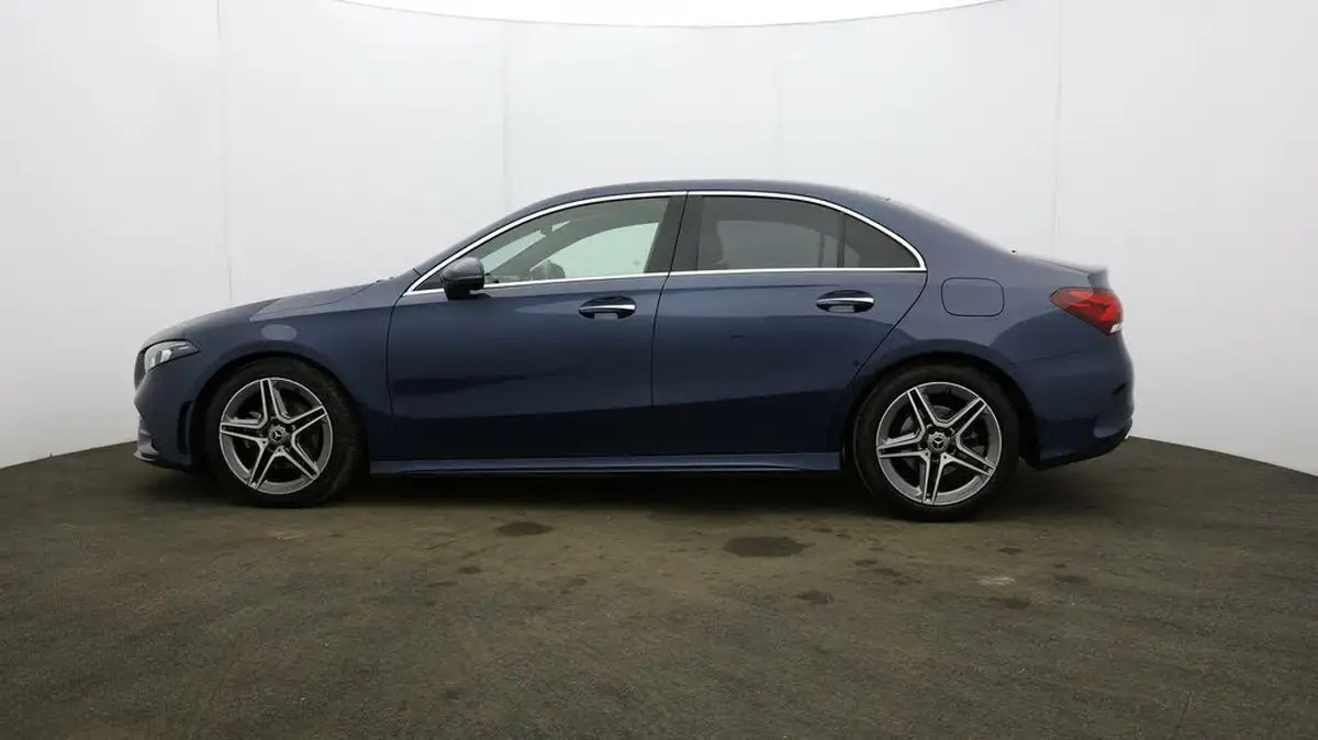 2020-mercedes-benz-a-class-13-a200-amg-line-premium-saloon-4d-7g-dct-big-61