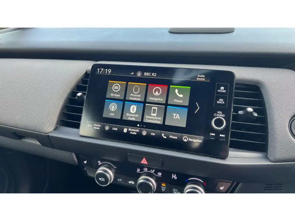2020-honda-jazz-15-i-mmd-crosstar-ex-big-24