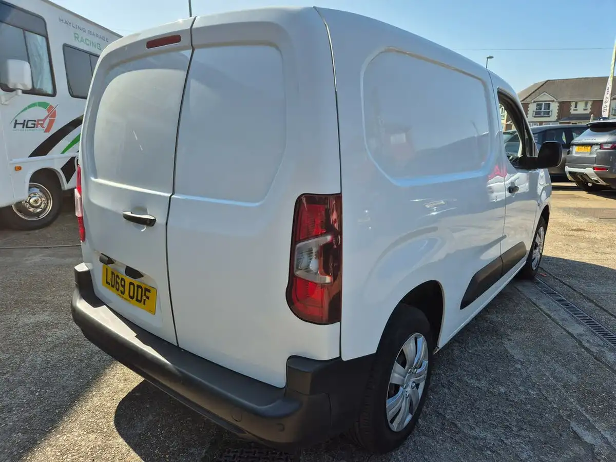 2019-citroen-berlingo-15bluehdi-650-enterprise-big-3