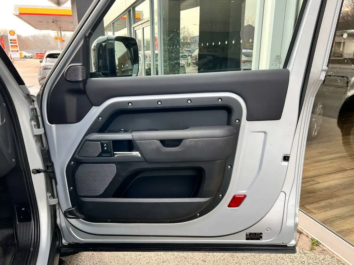 2021-land-rover-90-defender-30-d250-x-dynamic-s-big-55