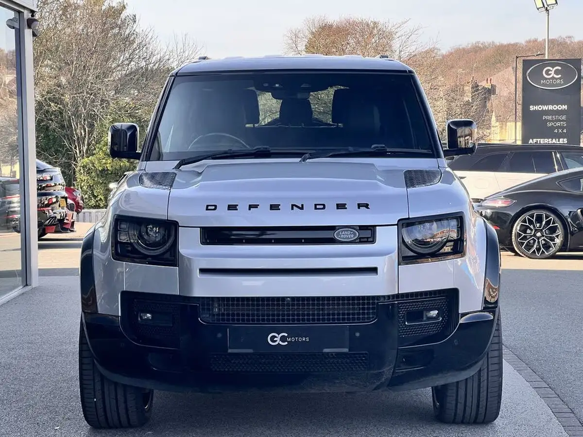 2021-land-rover-90-defender-30-d250-x-dynamic-s-big-3