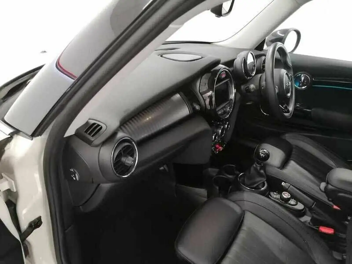 2019-mini-cooper-20-cooper-s-exclusive-189bhp-hatchback-3d-big-17