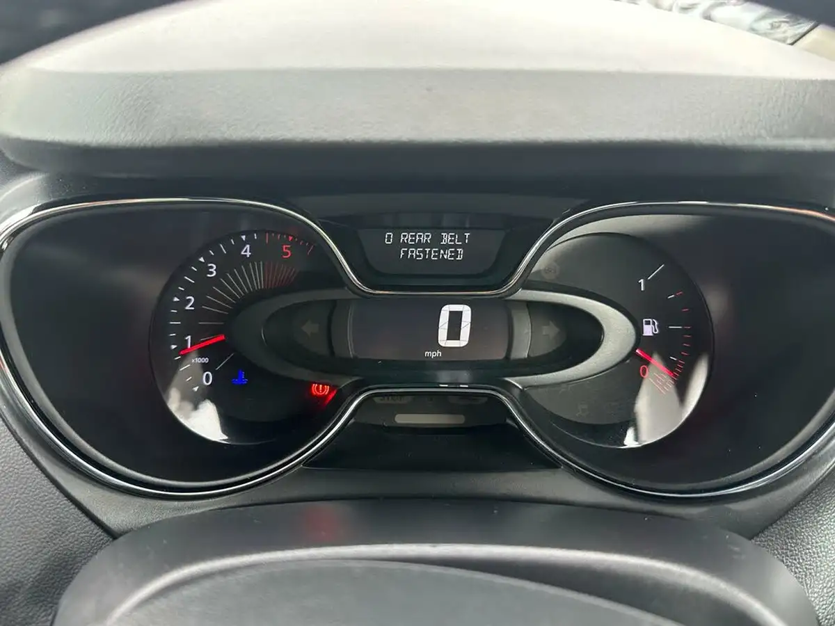 2016-renault-captur-15dci-dynamique-nav-90bhp-energy-ss-big-6