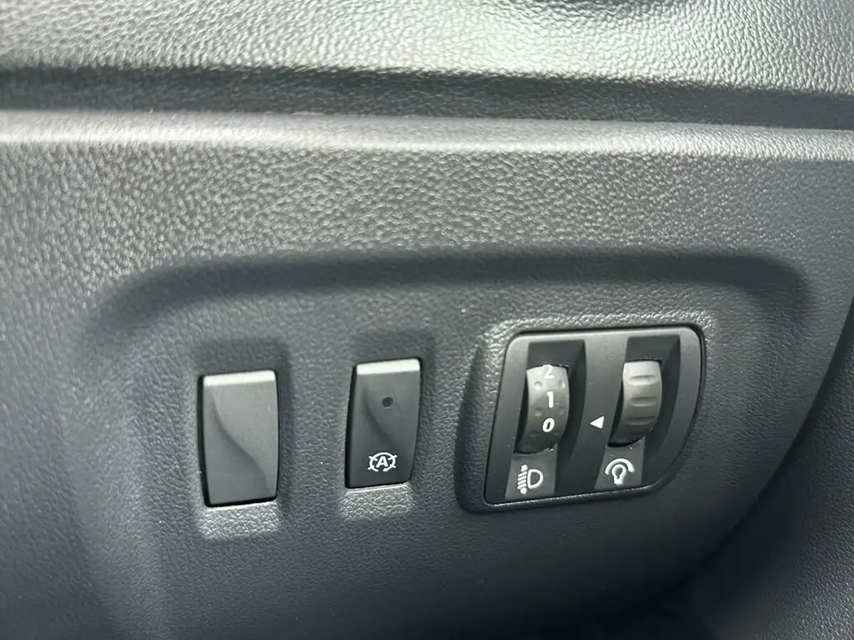 2016-renault-captur-15dci-dynamique-nav-90bhp-energy-ss-big-10