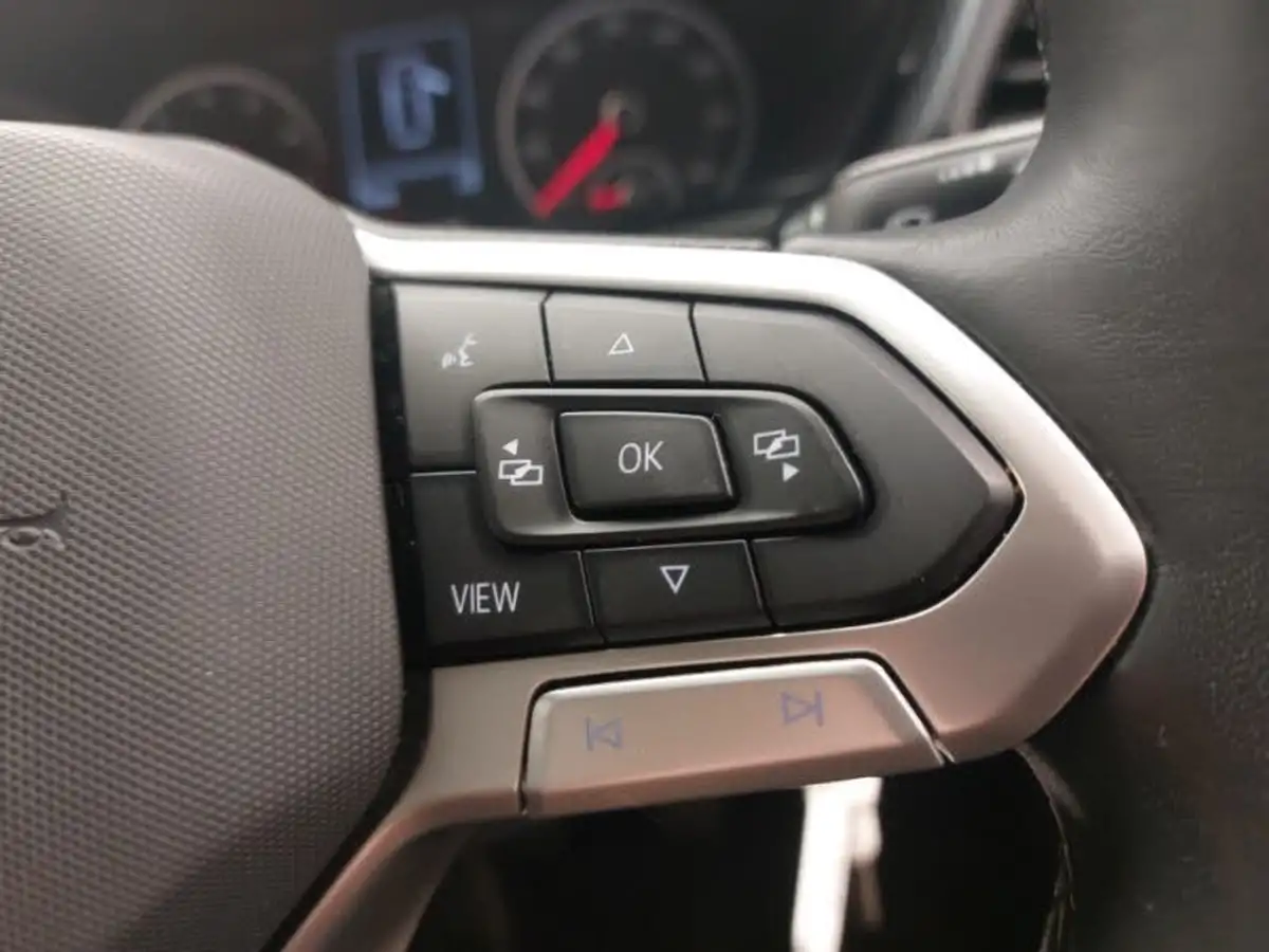 2022-volkswagen-t-cross-10-tsi-se-110ps-big-17