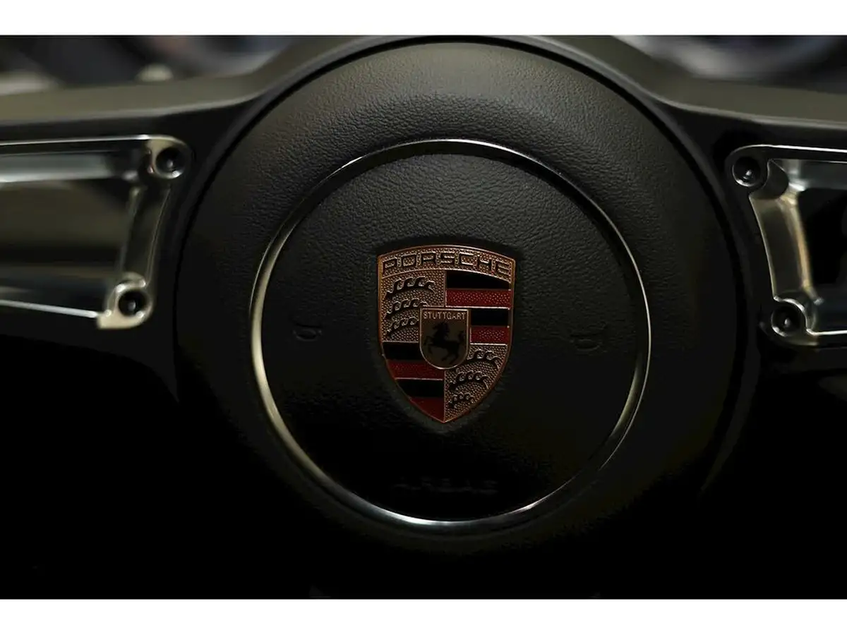 2018-porsche-cayman-718-20-cayman-ss-big-35