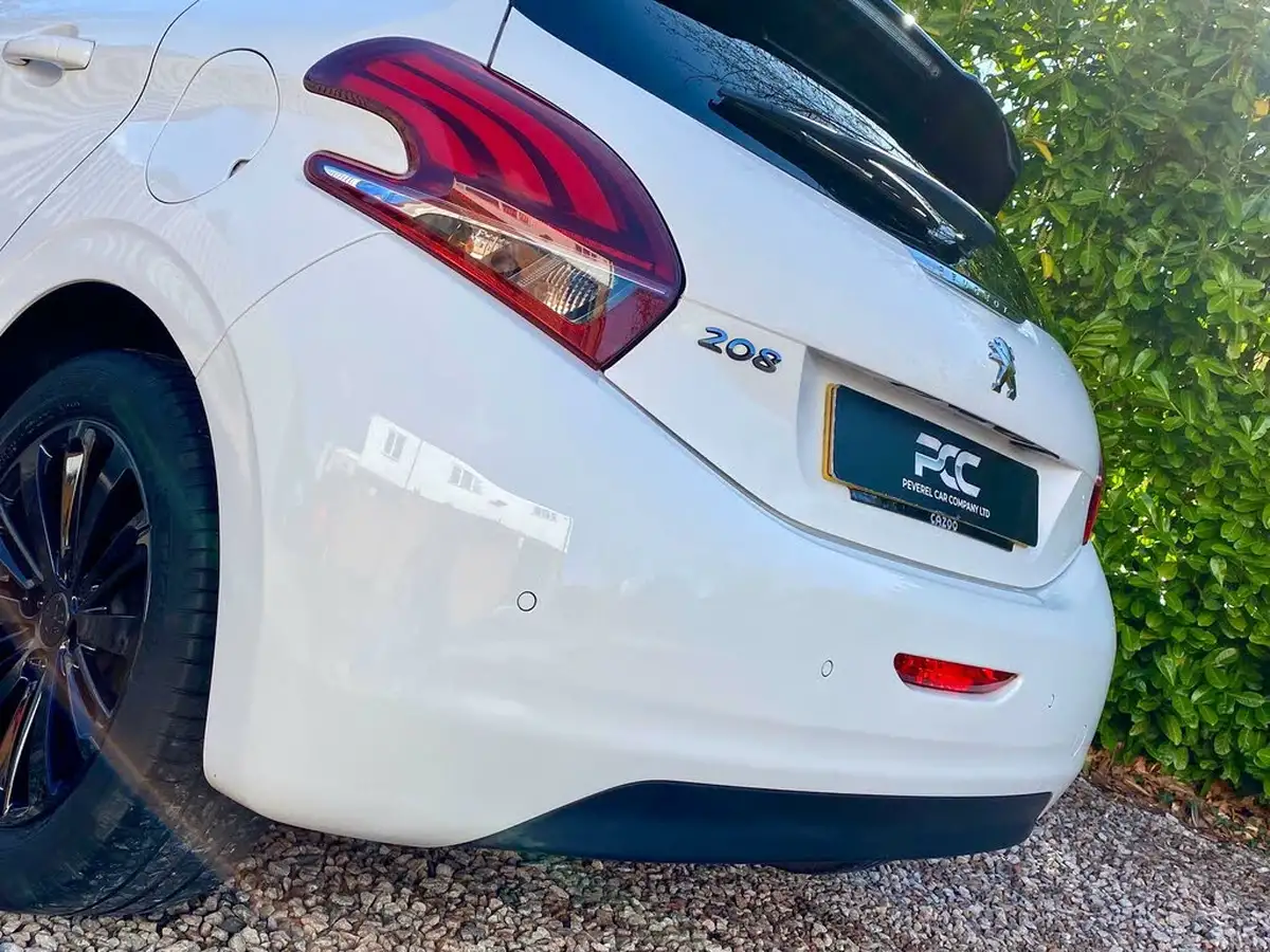 2018-peugeot-208-16bluehdi-allure-75bhp-big-41