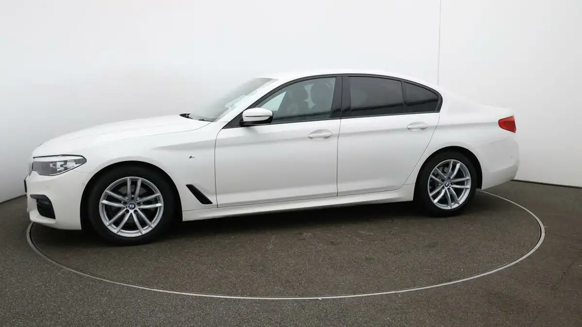2020-bmw-5-series-20td-520d-m-sport-190ps-mht-saloon-4d-big-59