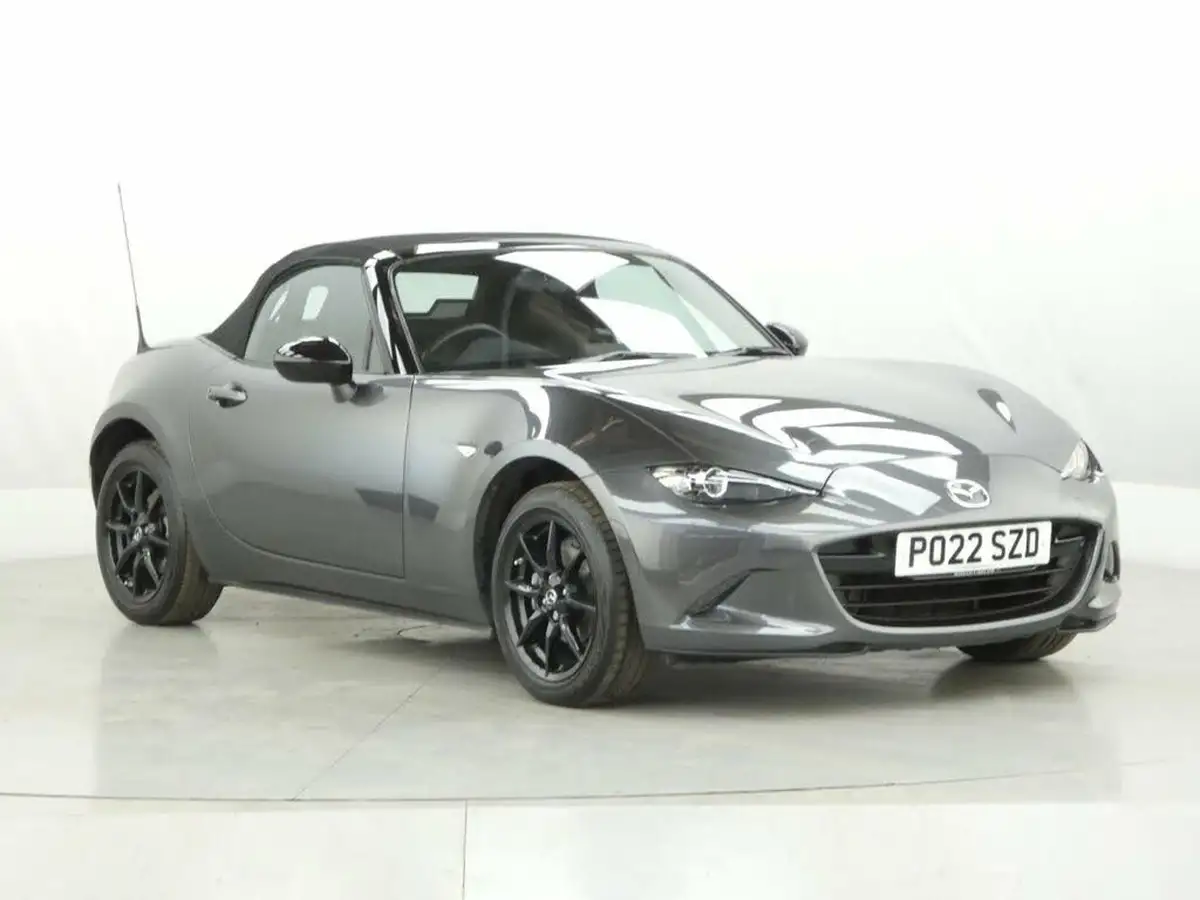 2022-mazda-mx-5-15-se-l-rf-big-4
