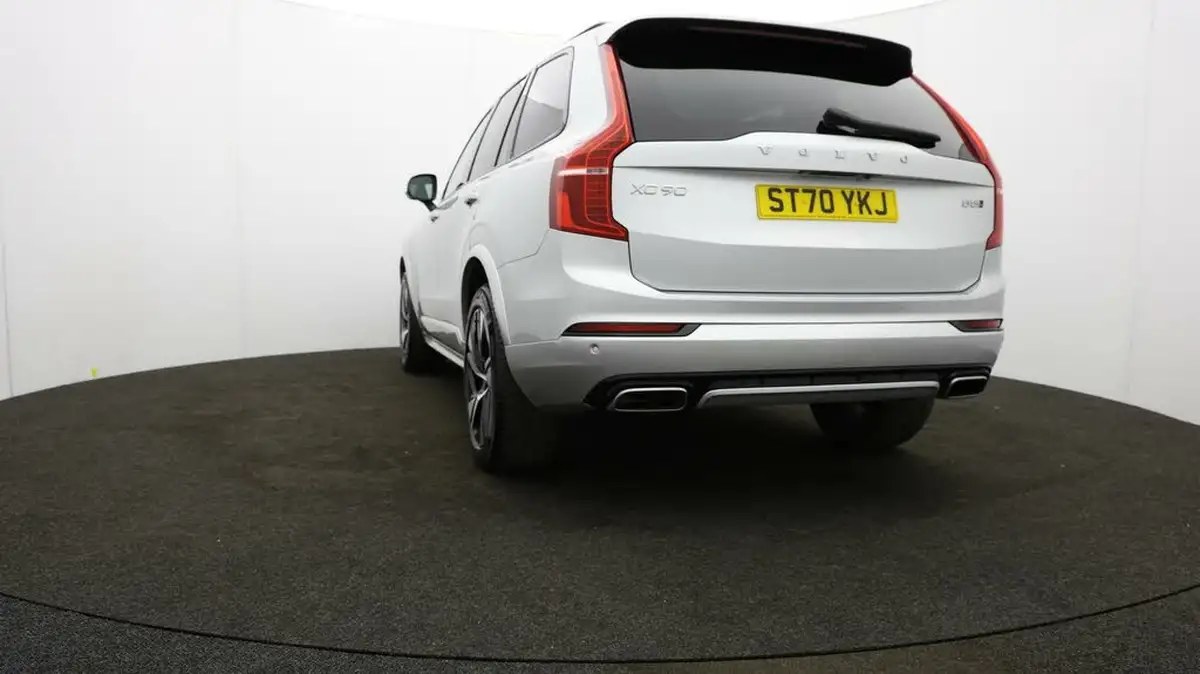 2021-volvo-xc90-20td-b5-r-design-big-24