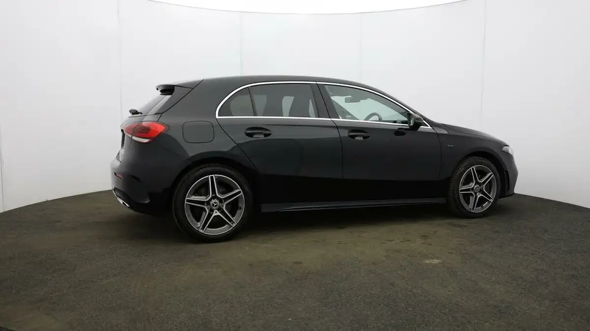 2020-mercedes-benz-a-class-13-a250e-amg-line-executive-hatchback-5d-big-49