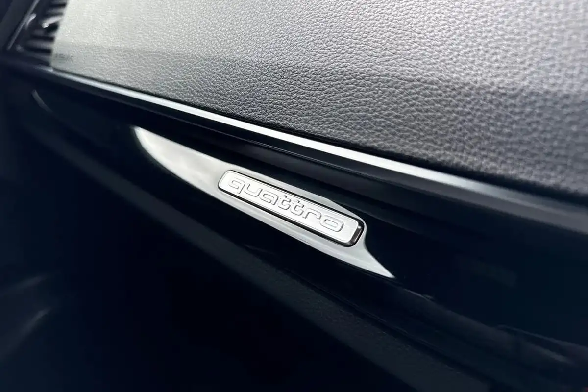 2022-audi-q5-20-45-tfsi-edition-1-sportback-big-49