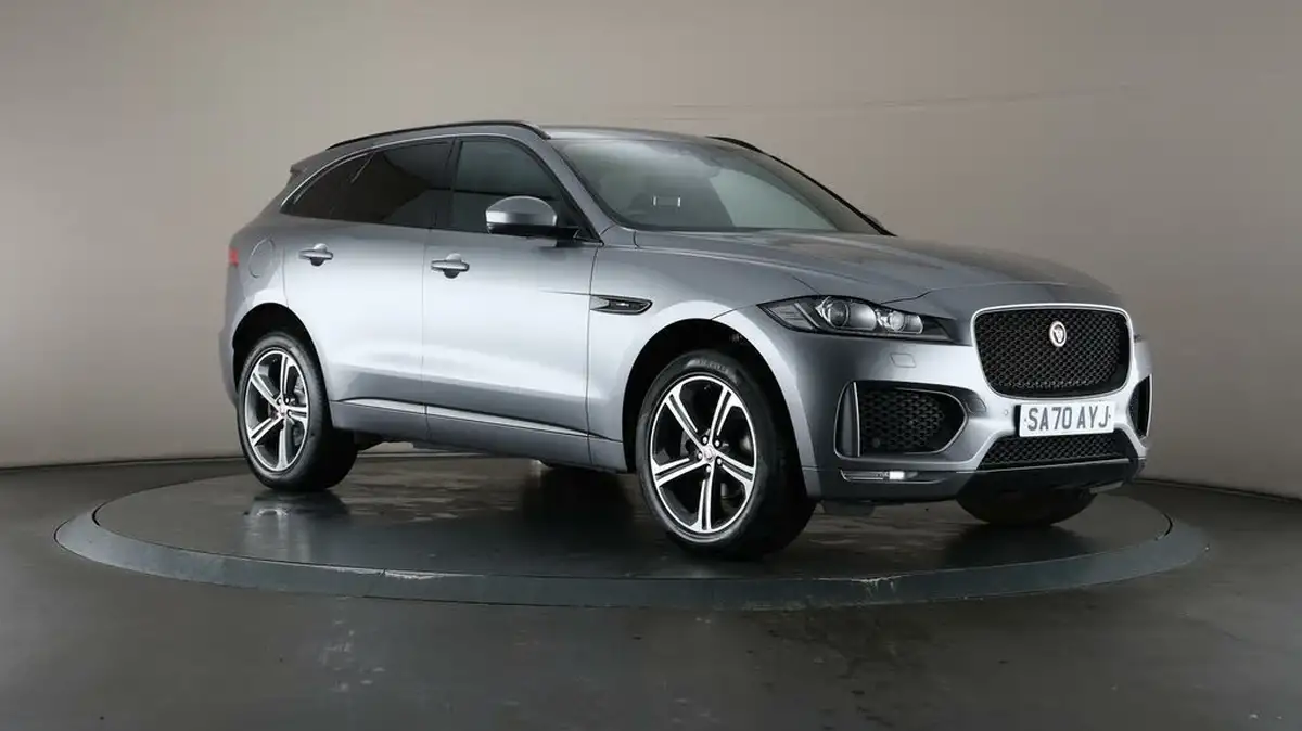 2020-jaguar-f-pace-20-i4d-chequered-flag-180ps-big-1
