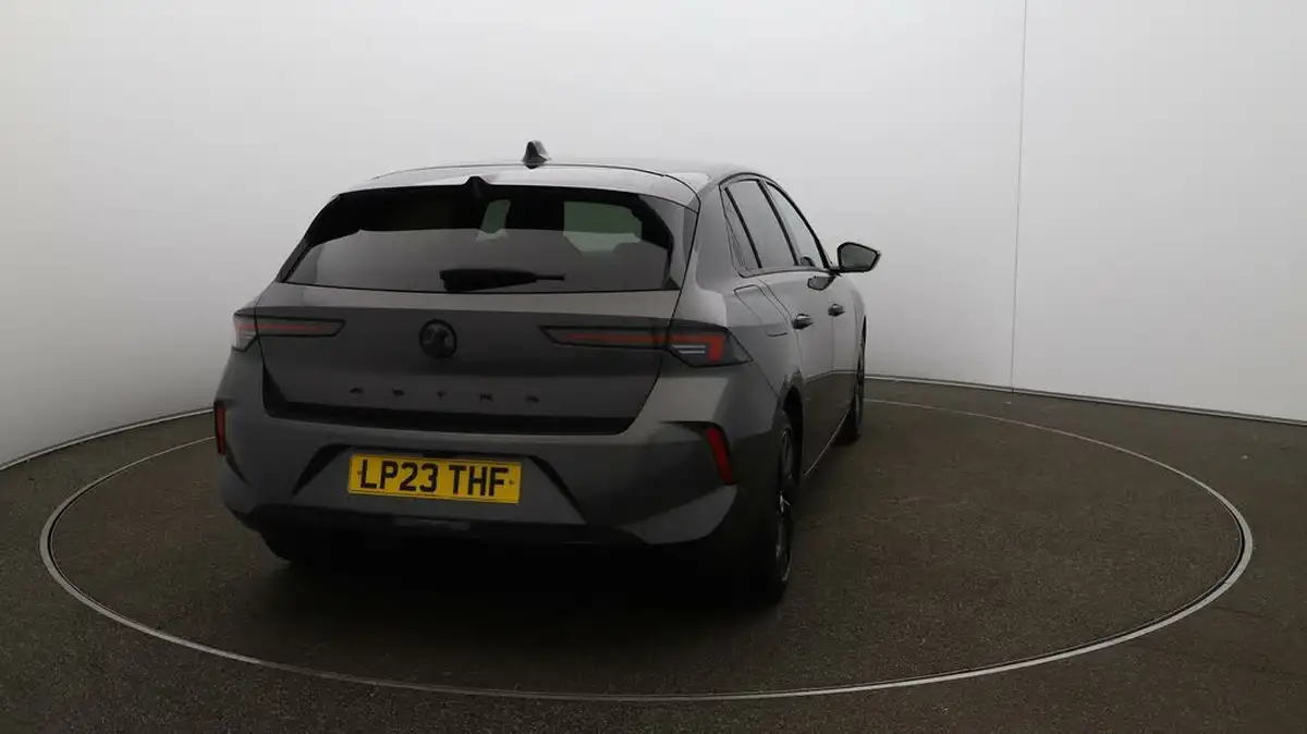 2023-vauxhall-astra-12-turbo-gs-hatchback-auto-big-53