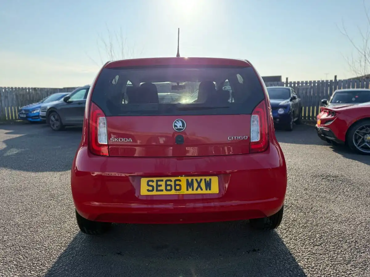 2017-skoda-citigo-10-colour-edition-3d-big-2