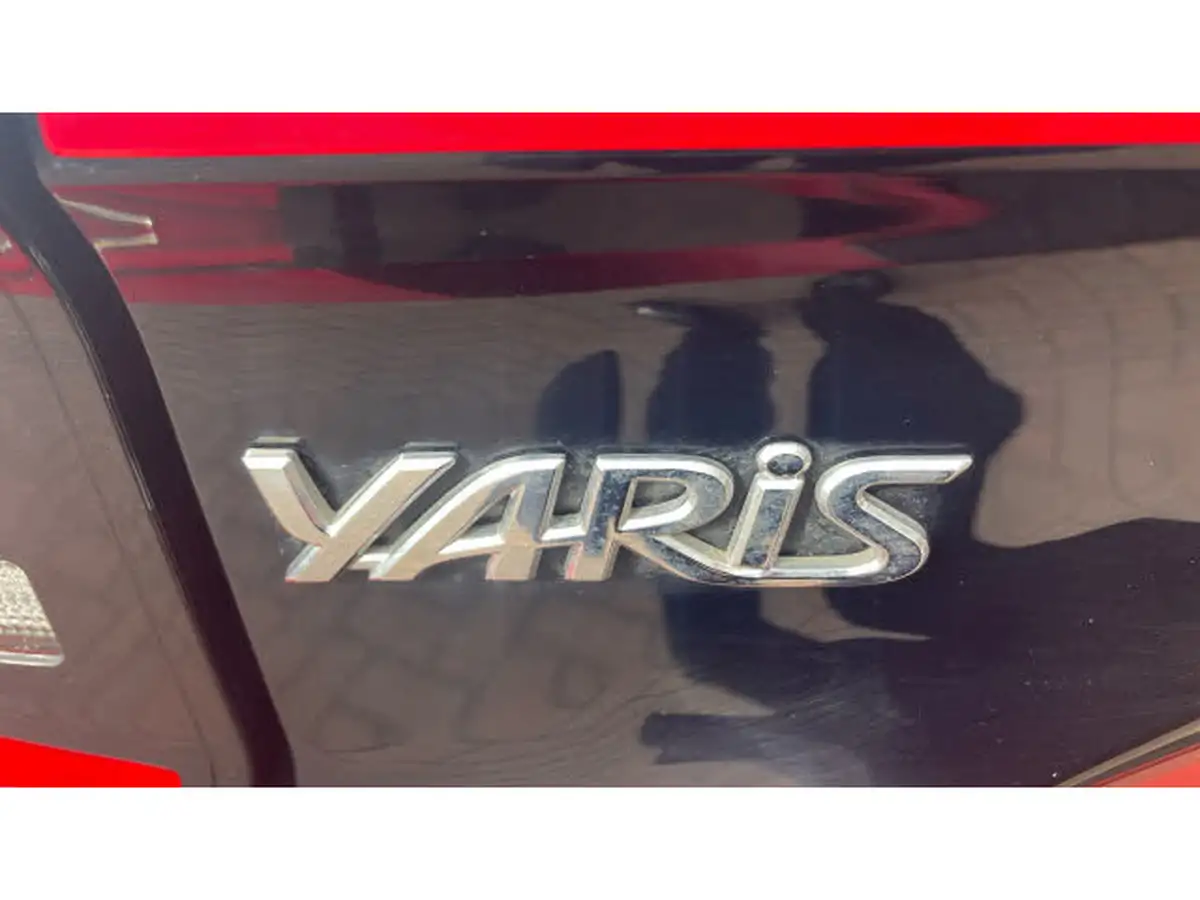 2023-toyota-yaris-15-vvt-i-gr-sport-114bhp-big-33