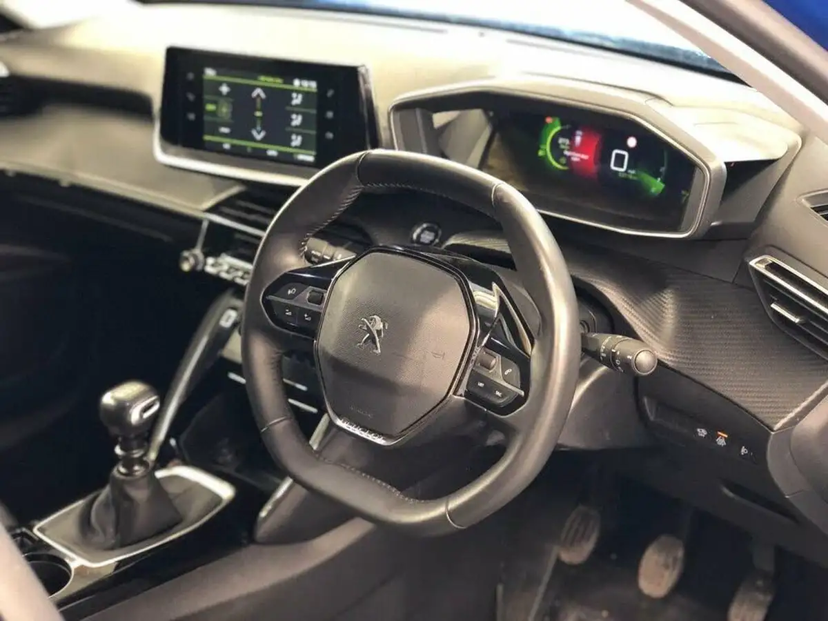 2021-peugeot-2008-suv-12-puretech-allure-premium-100bhp-big-25