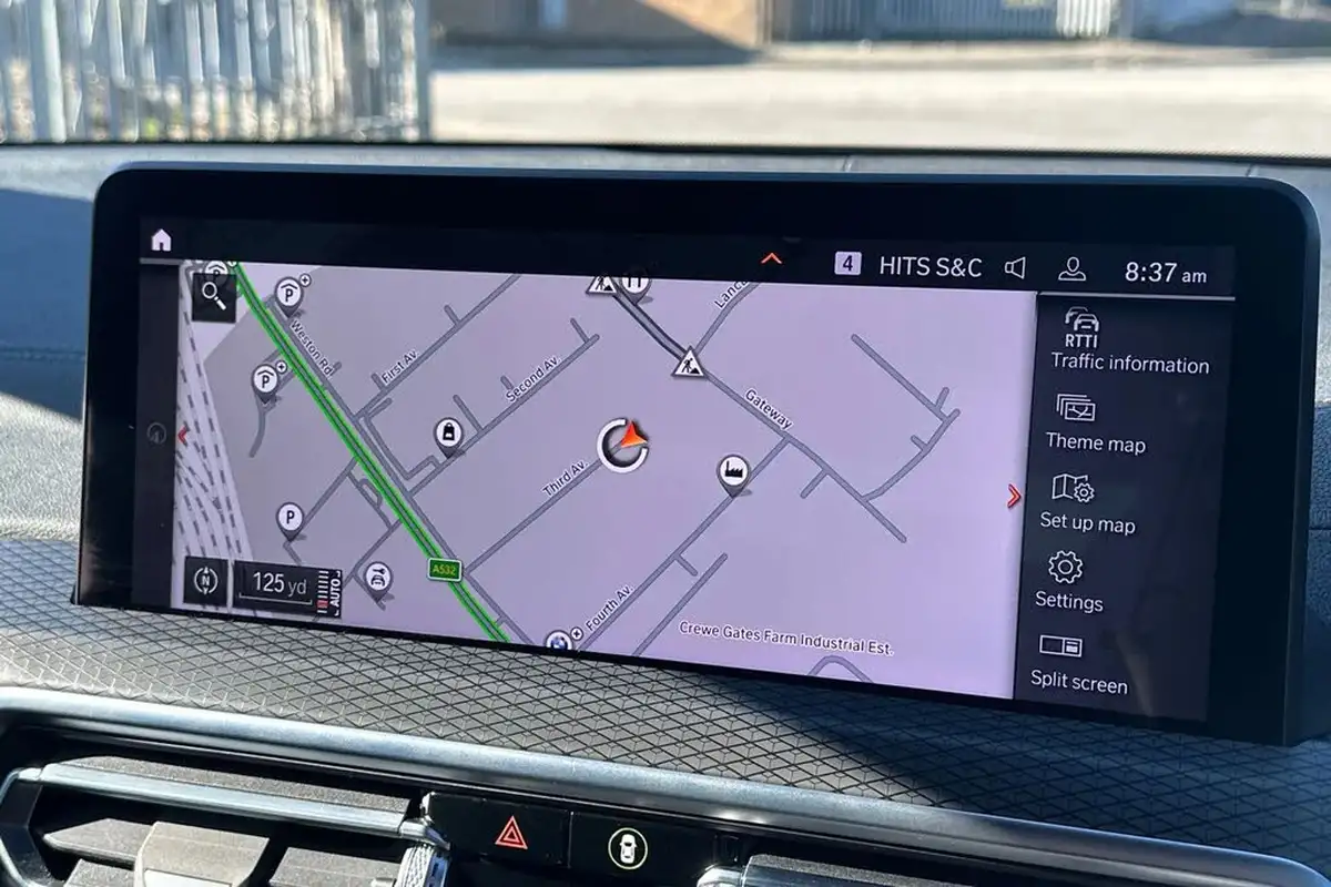 2023-bmw-x3-30-m40i-tech-pack-big-16