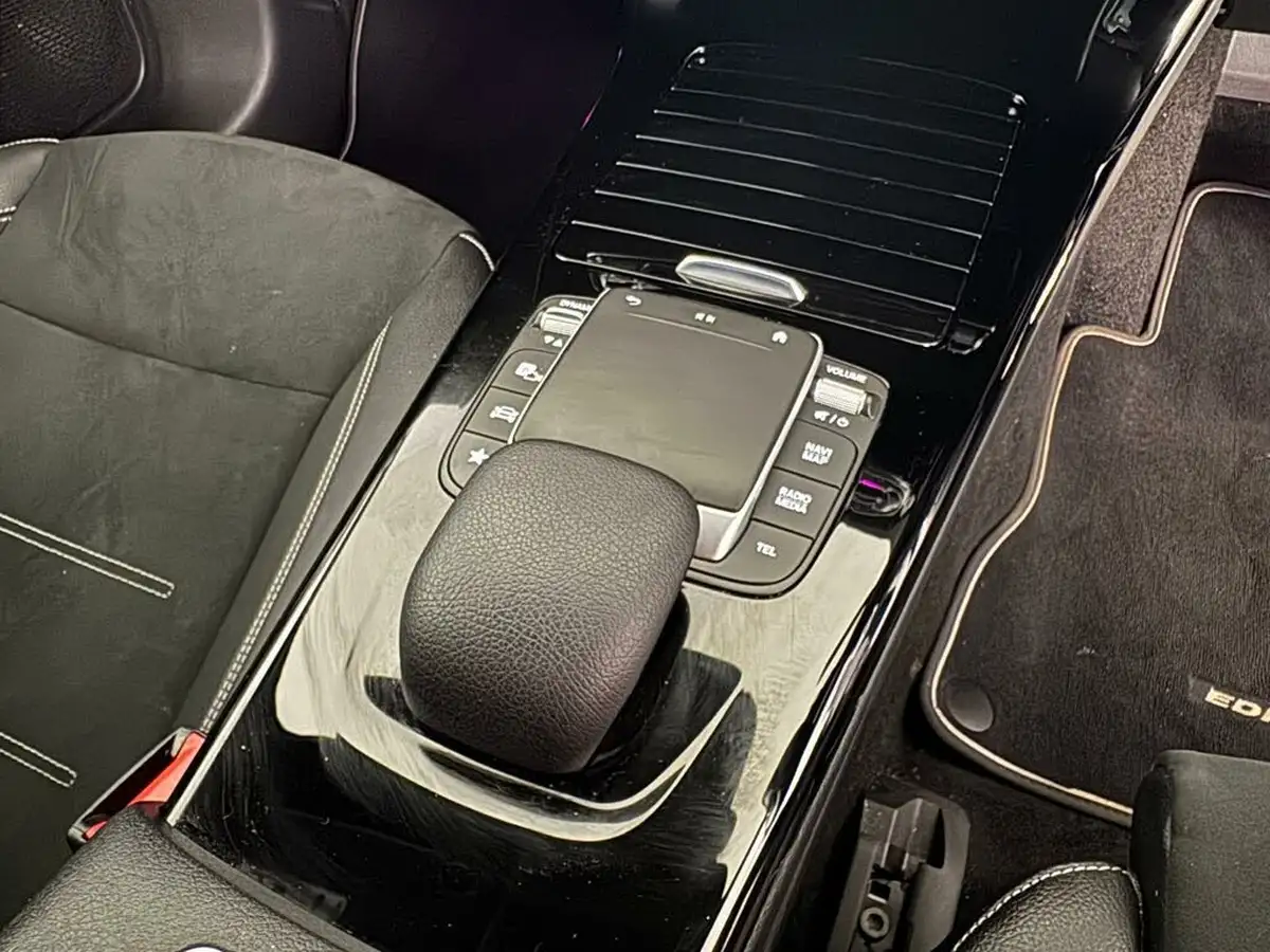 2022-mercedes-benz-a-class-13-a180-amg-line-executive-edition-saloon-4d-7g-dct-big-33