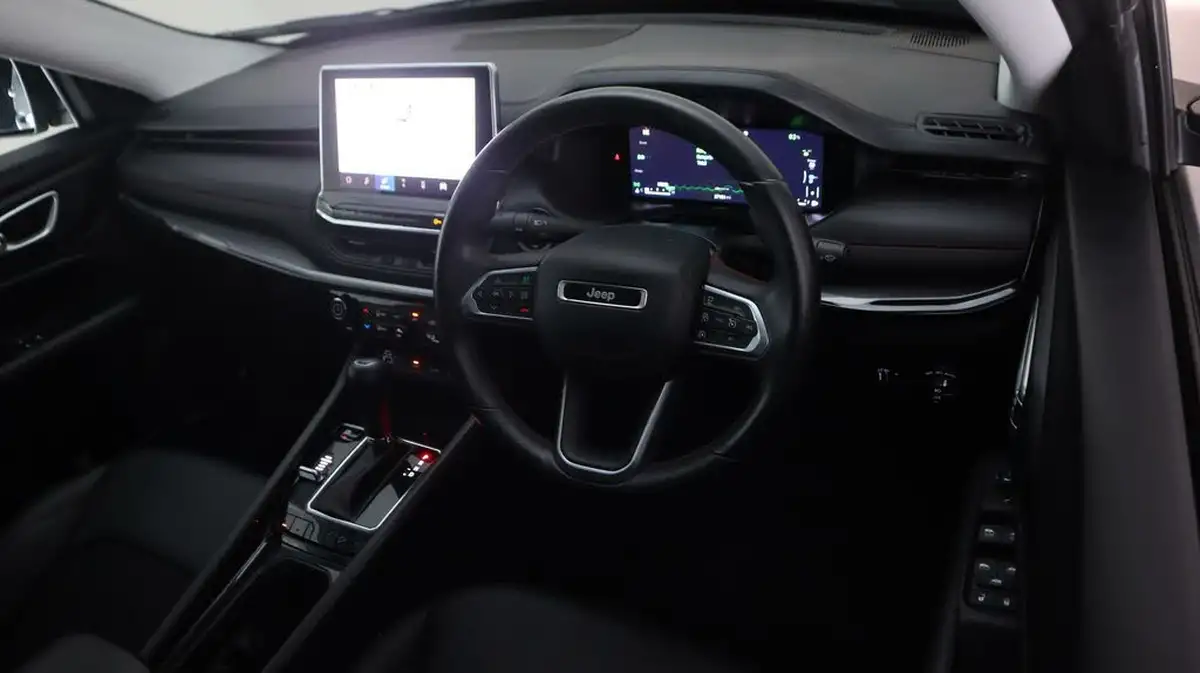 2022-jeep-compass-13-gse-trailhawk-big-9