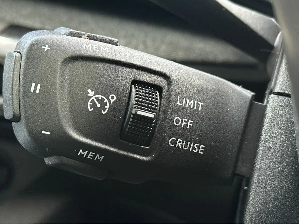 2021-peugeot-3008-suv-15-bluehdi-allure-premium-eat8-big-21