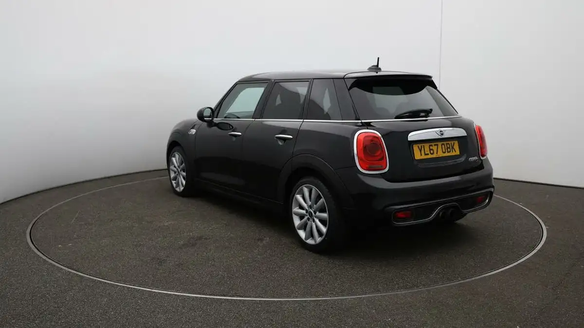 2017-mini-cooper-20-cooper-s-ss-hatchback-5d-sport-auto-big-60
