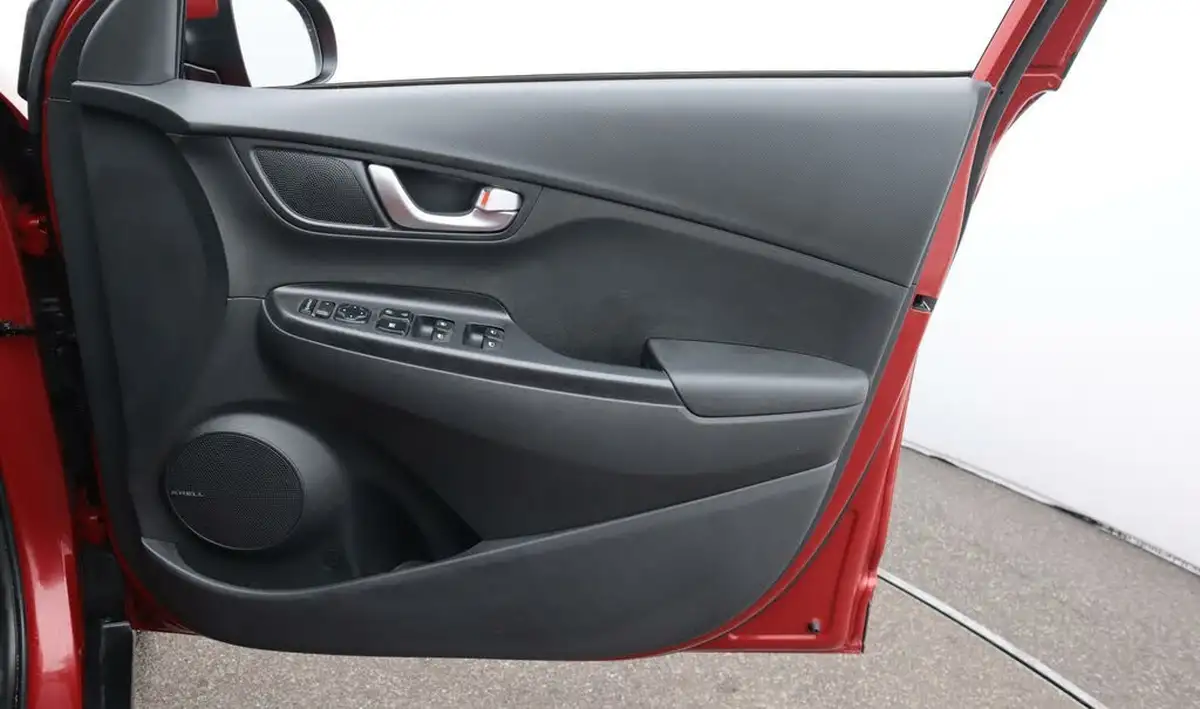 2022-hyundai-kona-e-premium-204ps-64kwh-7kw-obc-big-15