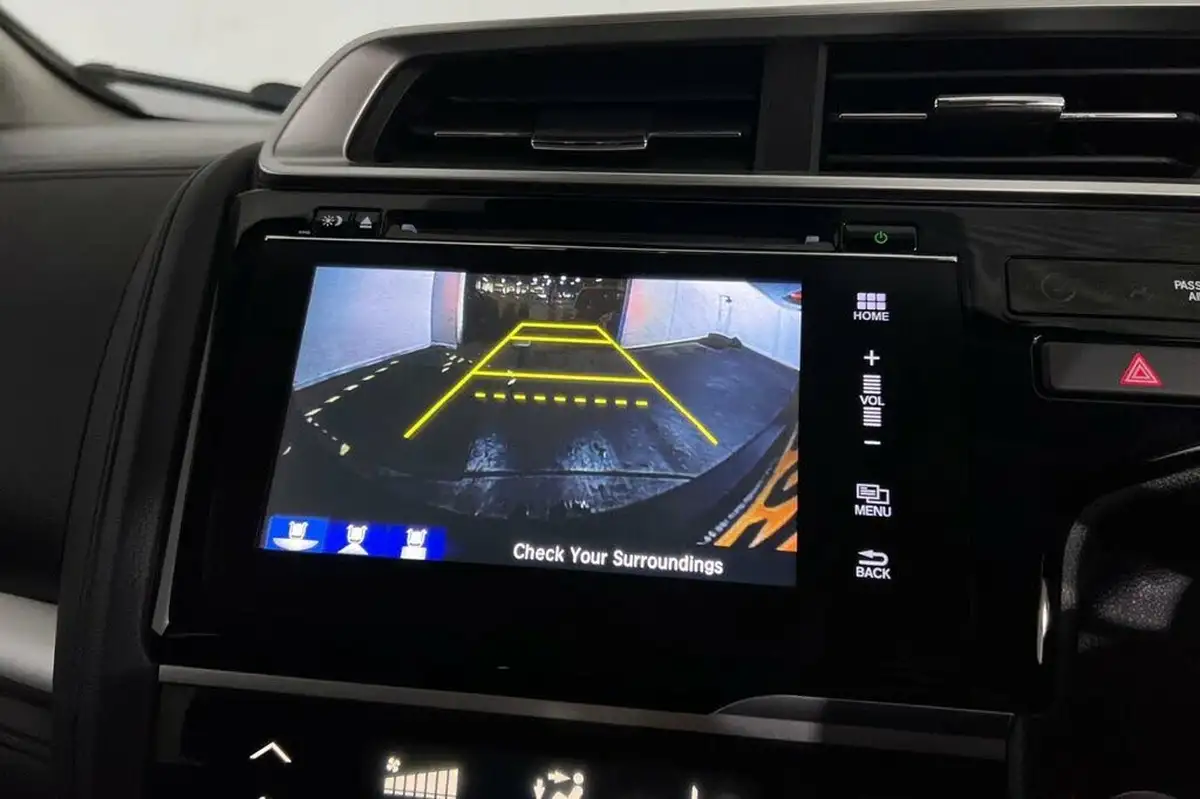 2020-honda-jazz-13-i-vtec-ex-navi-cvt-big-27