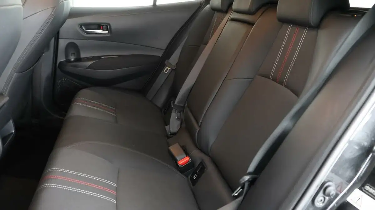 2021-toyota-corolla-20-vvt-i-gr-sport-spare-wheel-hatchback-big-16