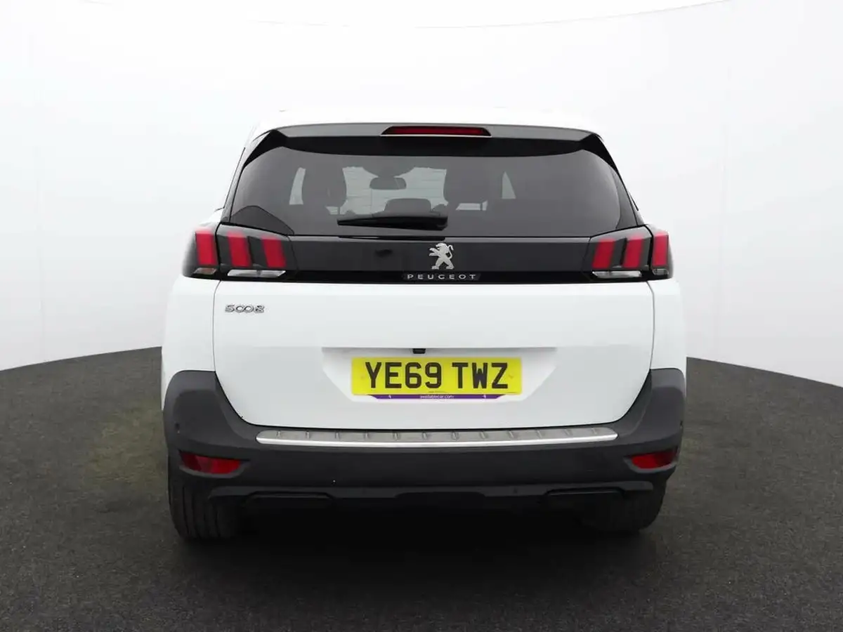 2019-peugeot-5008-suv-15-bluehdi-allure-big-3