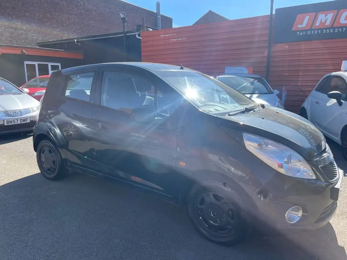 2010-chevrolet-spark-10-ls-big-1