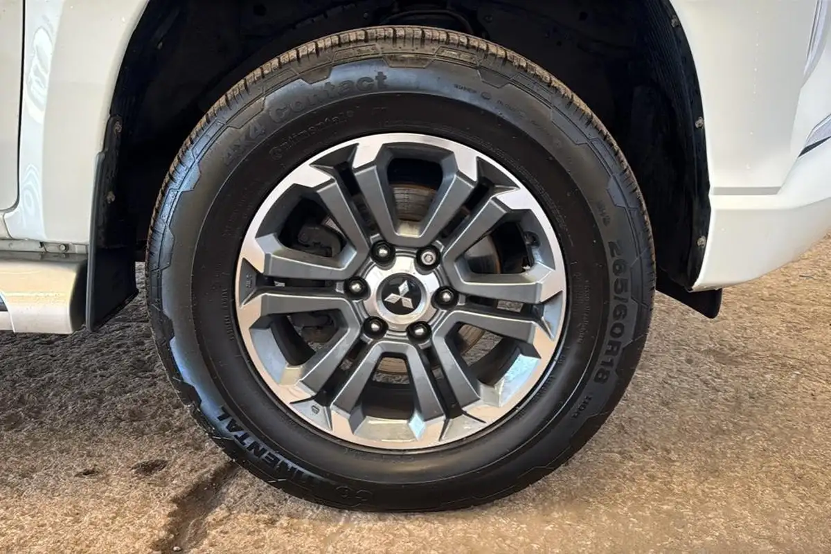 2019-mitsubishi-l200-22di-d-warrior-big-30