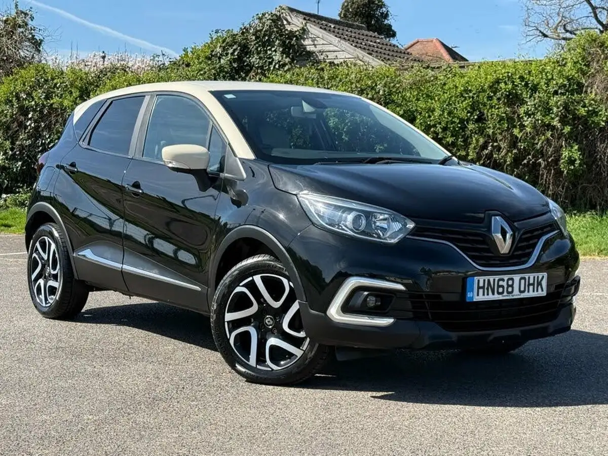 2018-renault-captur-09-tce-iconic-big-0